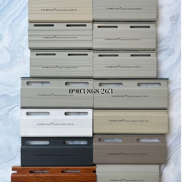 Cửa nhôm giả gỗ