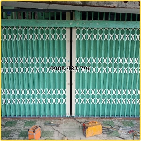 Làm cửa kéo quận 8